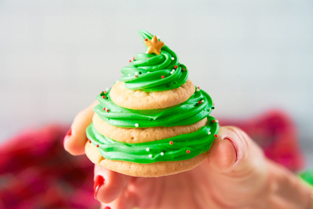 stacked-sugar-cookie-Christmas-tree-header.jpg