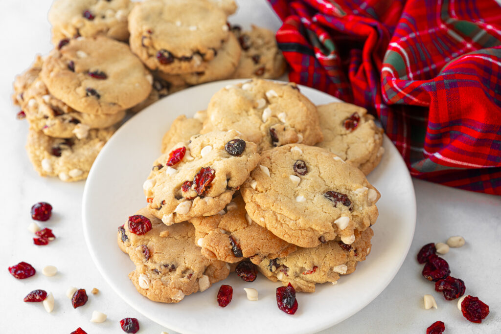 vegan-cranberry-cookies-header-2.jpg